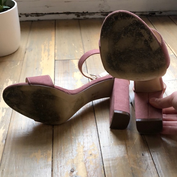 Nine West faux suede pink block heels - Picture 4 of 4